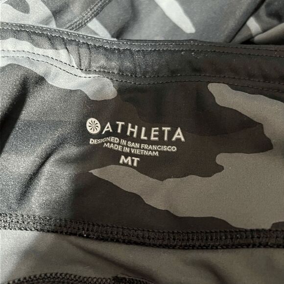 Athleta Contender Camo Leggings 7/8 - Picture 11 of 12